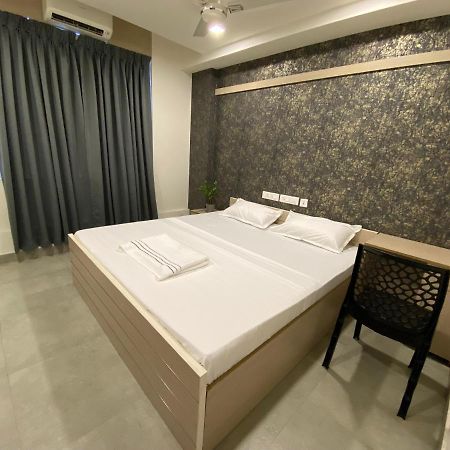 Karippals Inn Kottayam Extérieur photo