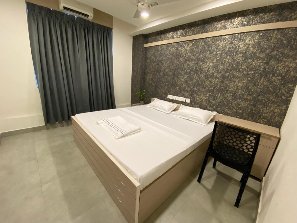 Karippals Inn Kottayam Extérieur photo